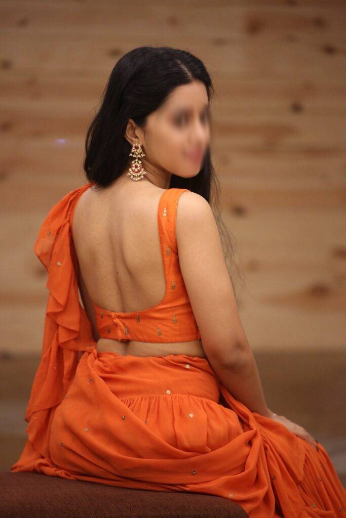 housewife call girls in gurugram